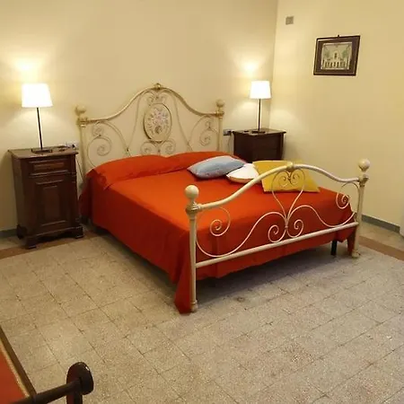 Semplicemente B&B Palazzo Deca לינה וארוחת בוקר Capolona