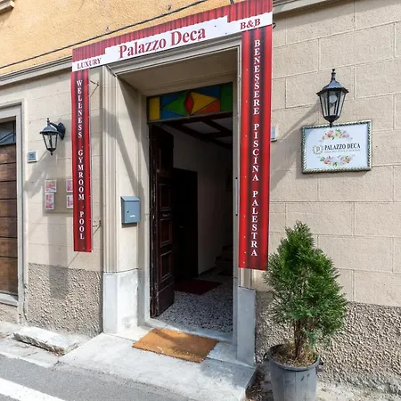 Semplicemente B&B Palazzo Deca לינה וארוחת בוקר