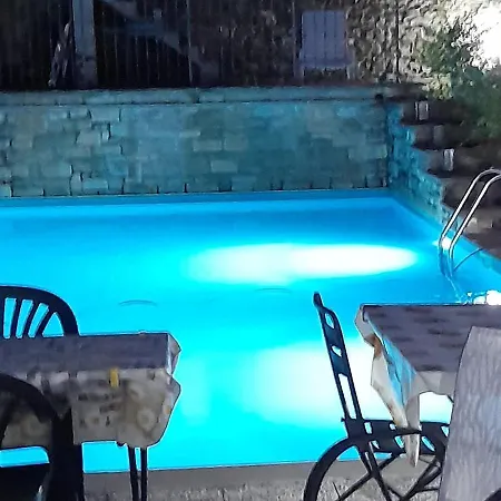 Semplicemente B&B Palazzo Deca Nocleg ze śniadaniem Capolona