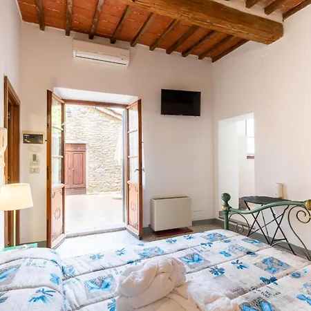 Semplicemente B&B Palazzo Deca Capolona