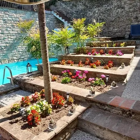 Semplicemente B&B Palazzo Deca Nocleg ze śniadaniem *
